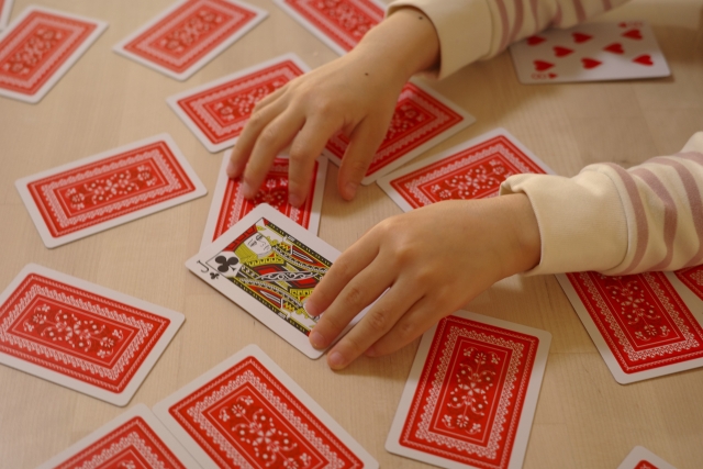 発達の凸凹を理解し、あなたの子どもに最適な支援を。